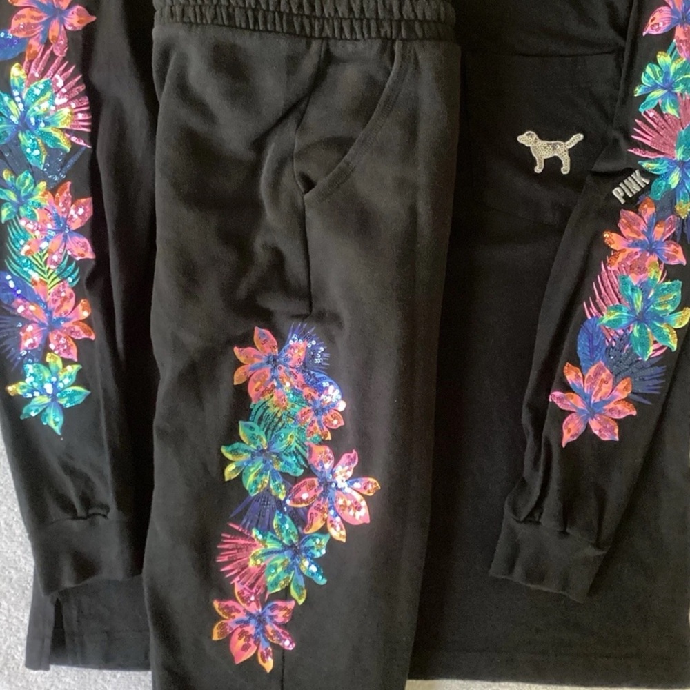 Victoria’s Secret PINK BLING Tropical Hibiscus Flower Shirt M Joggers L